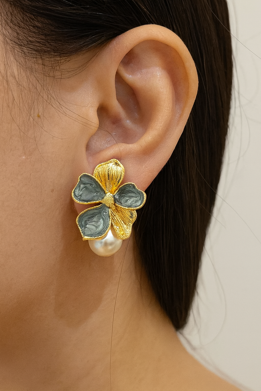 IKEAPK Golden Green Floral Pearl Earrings
