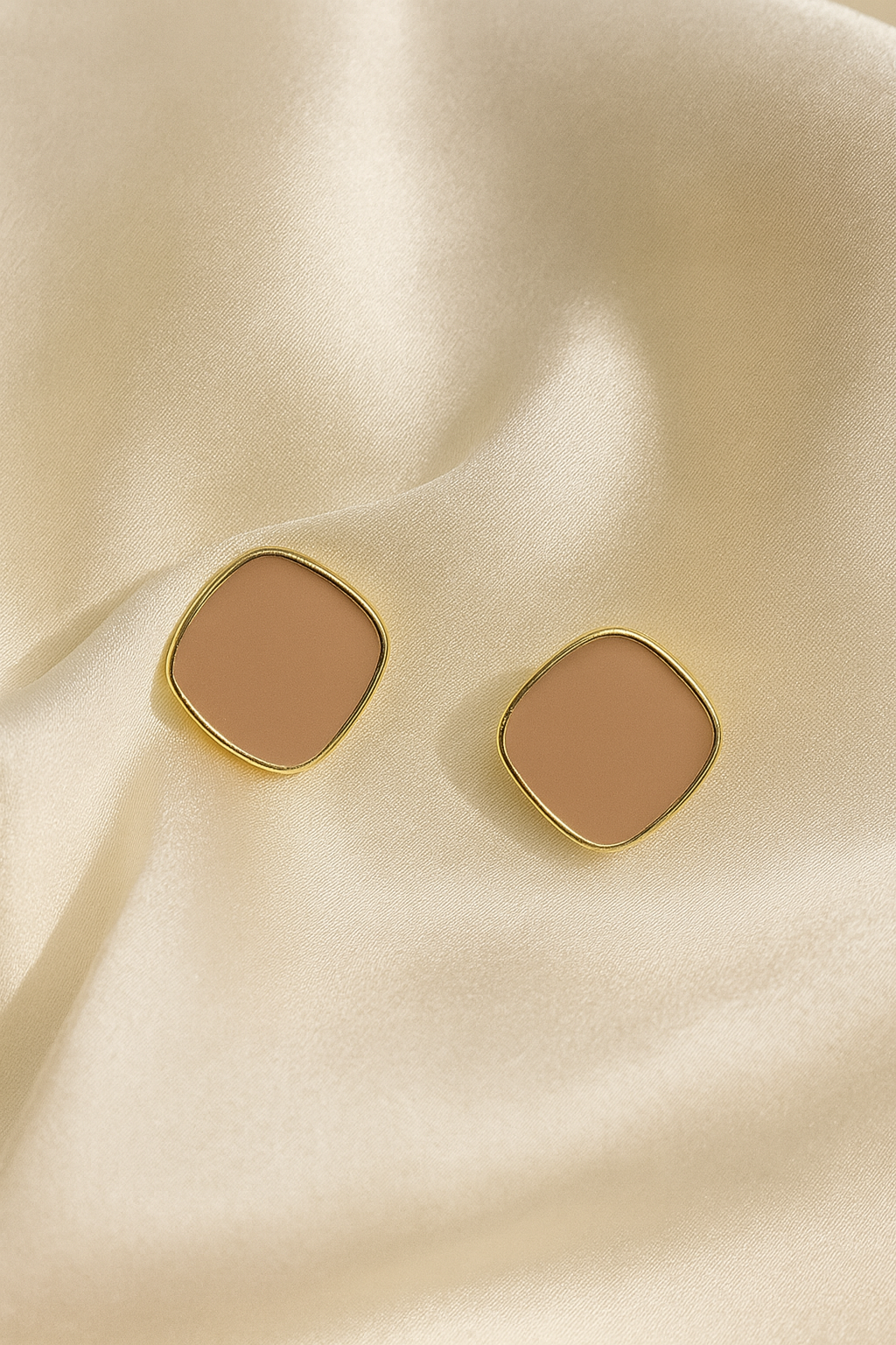 IKEAPK Stud Earrings