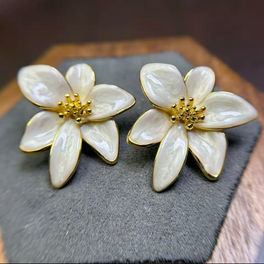 IKEAPK Elegant Pearl Flower Earrings