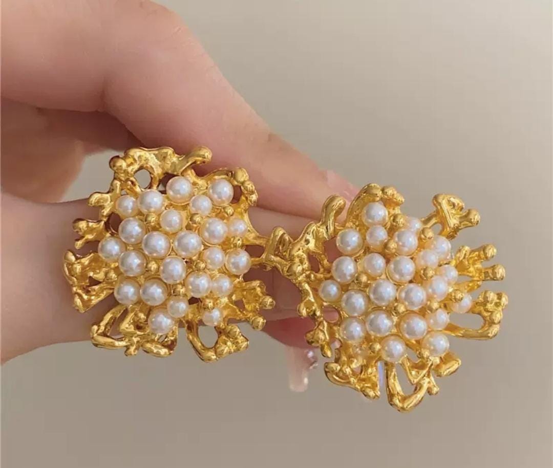 IKEAPK Gold-Plated Pearl Cluster Earrings