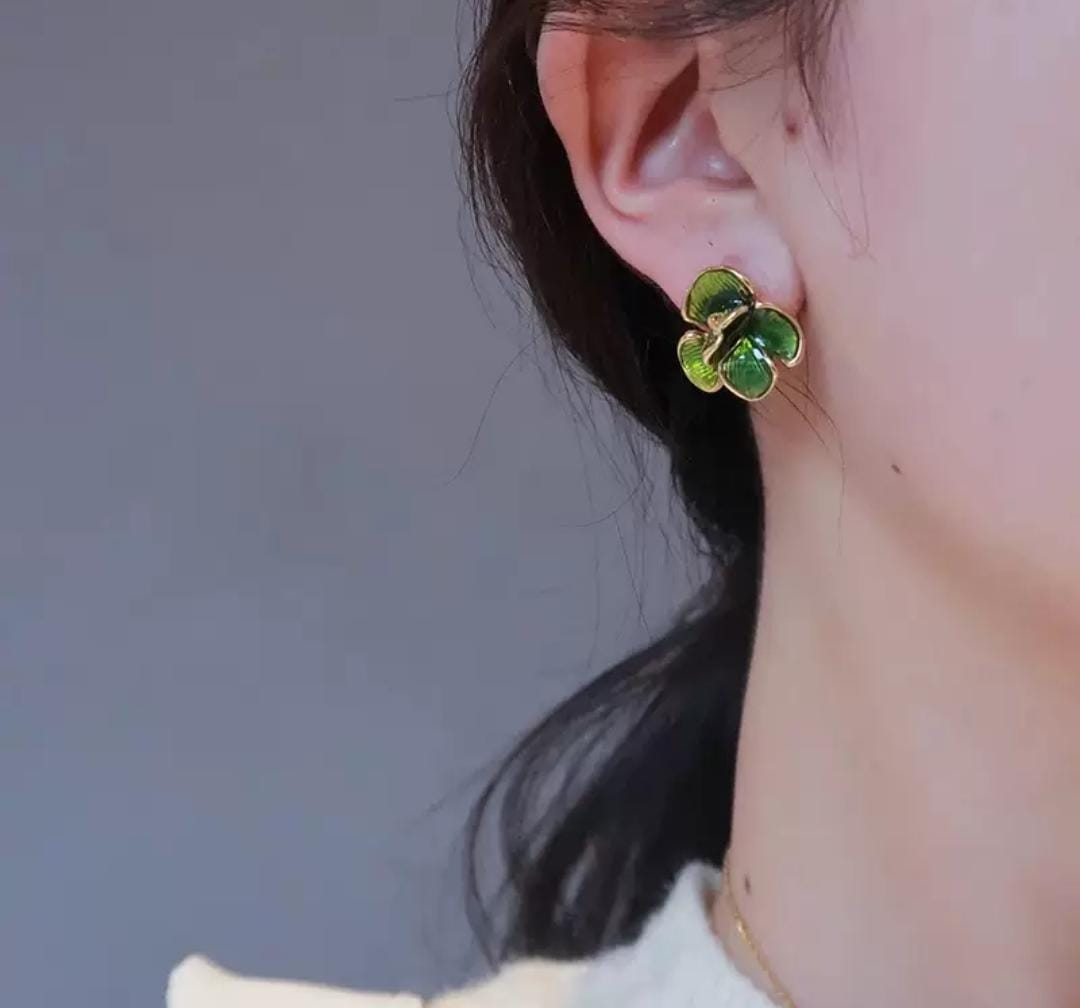 IKEAPK Green Flower Stud Earrings
