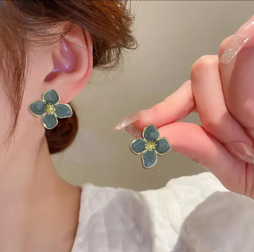 IKEAPK Green Flower Earrings