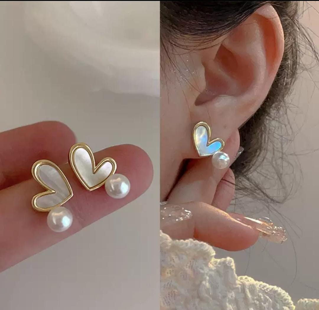 IKEAPK Heart & Pearl Earrings